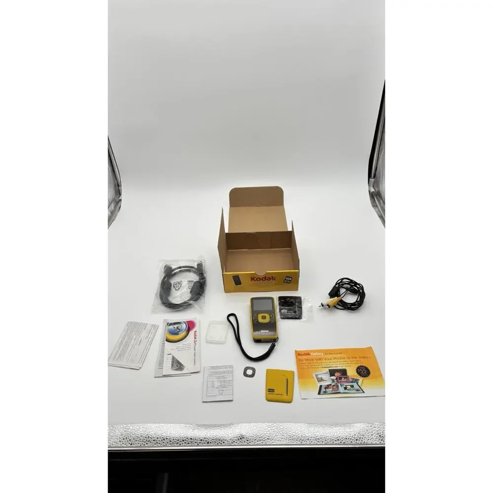 Kodak Zx1 HD Pocket Video Camera Yellow– Tested –Turns On W/ Accessories & Box